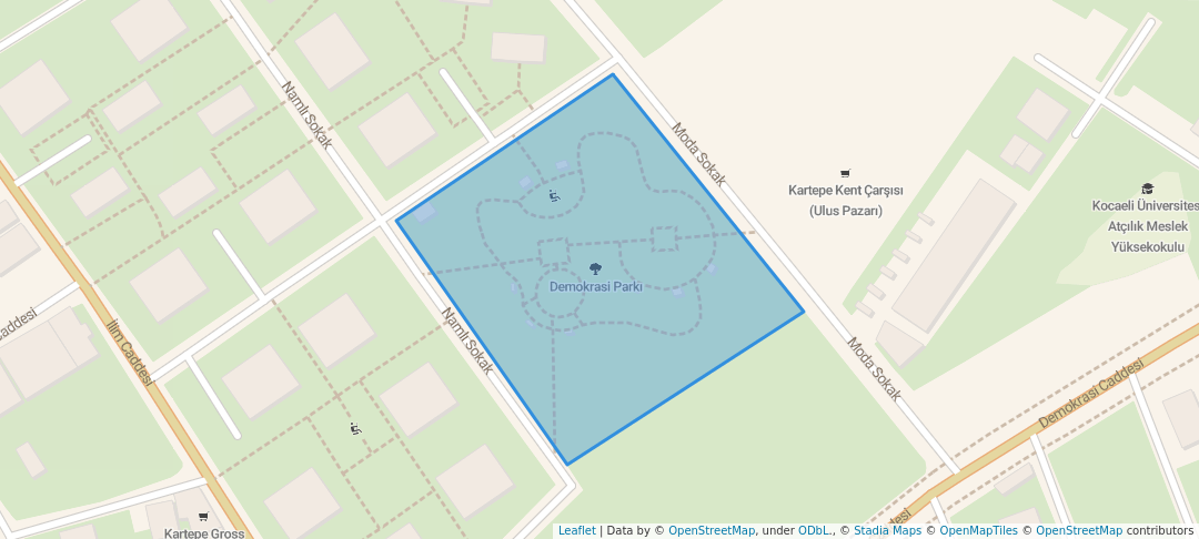 walking in Demokrasi Parkı map in Kartepe