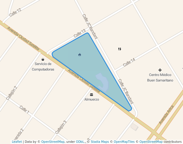 walking in Plaza Traingular map in La Paz