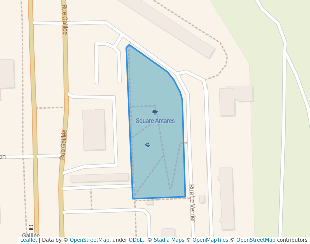 walking in Square Antares map in Rouen