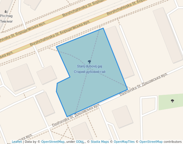 Старий дубовий гай