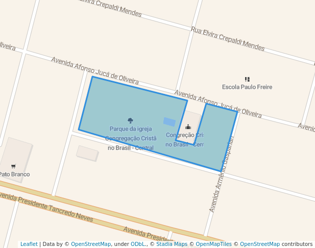 walking in Parque da igreja Congregação Cristã no Brasil - Central map in Vilhena