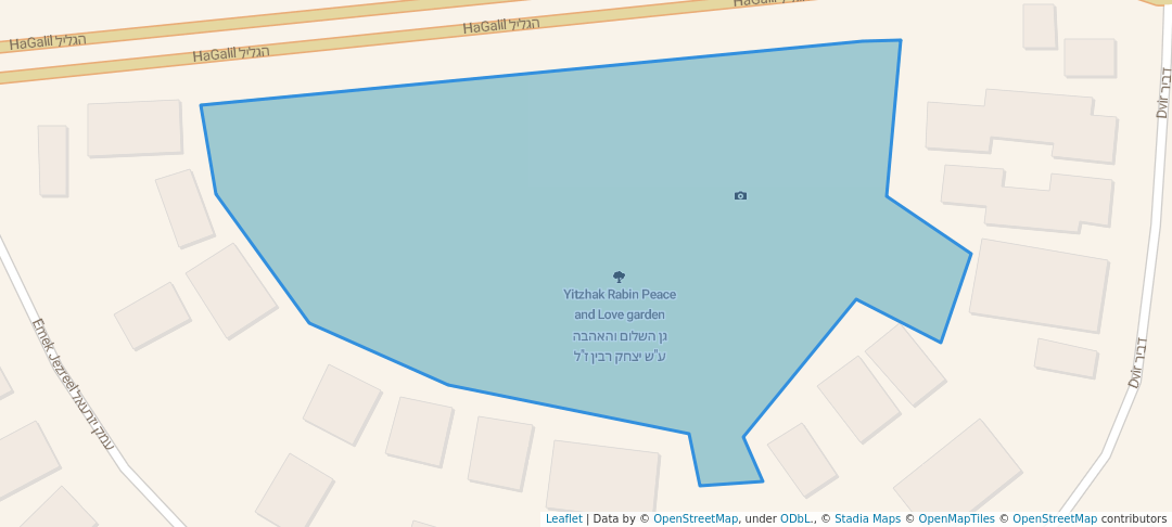 walking in Yitzhak Rabin Peace and Love garden map in Ganei Tikva