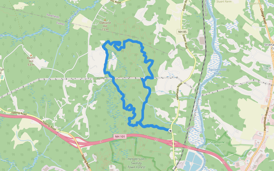 Red Loop Trail Hiking Exeter, New Hampshire, USA Pacer