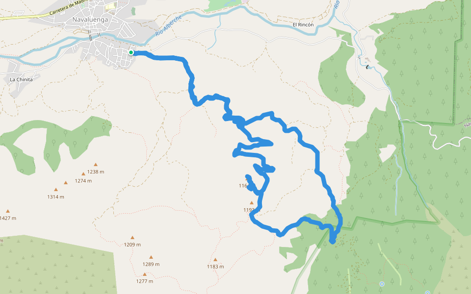 Reserva Natural del Valle de Iruelas walking route map in Navaluenga