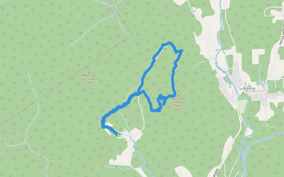 Twoheaded mantagne Hiking Trail SainteBrigittedeLaval, Quebec