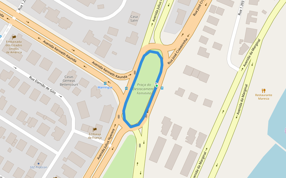 Praça do Destacamento Feminino walking route map in Maputo