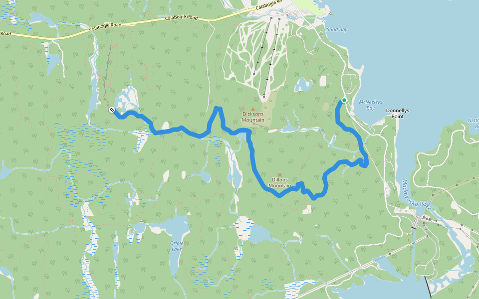 Manitou Mountain Trail walking route map in Calabogie