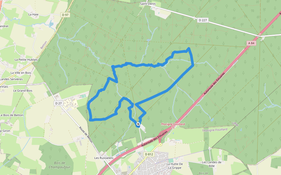 Les Juteauderies walking route map in Liffré