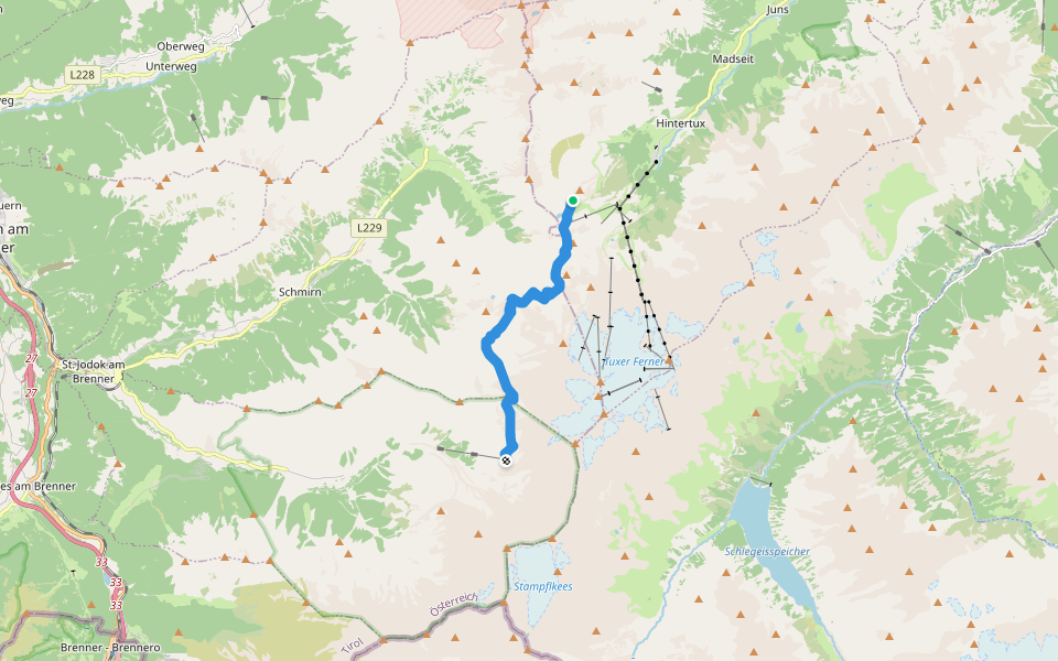Wanderweg 527 walking route map in Tux