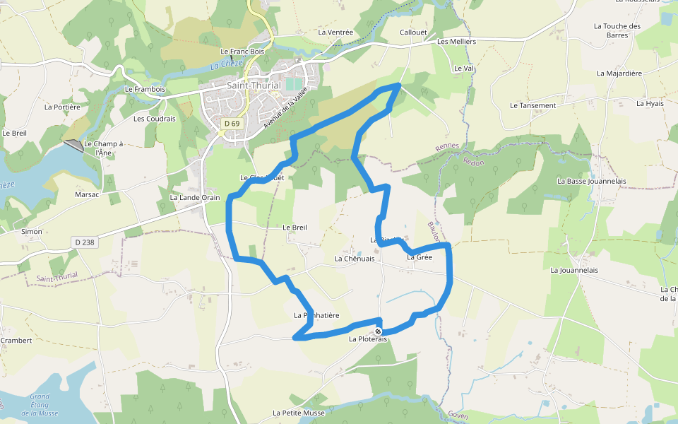 La Ploterais walking route map in Baulon