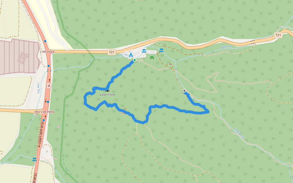 מערת אצבע walking route map in Atlit