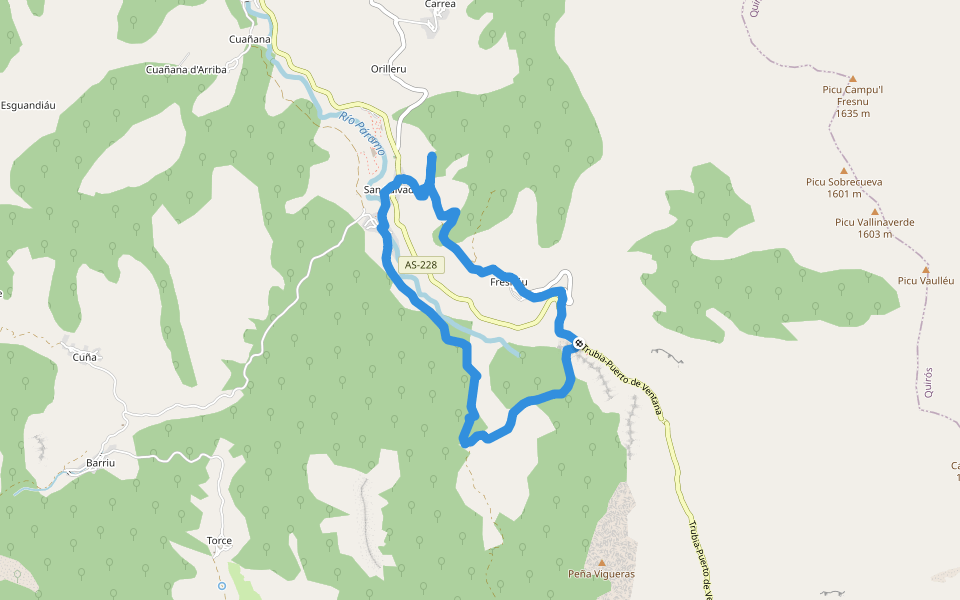 Ruta medieval del Castillo de Alesga walking route map in Fresnedo