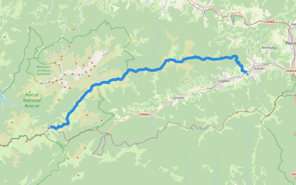 Vulcan (Paroșeni) - Vârful Pilugu (Bilugu) Mare - Piatra Iorgovanului - Șaua Paltina walking route map in Jiu-Paroșeni