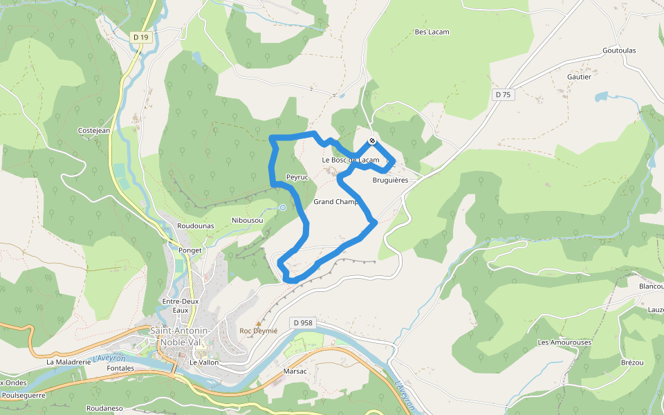 PR3 walking route map in Saint-Antonin-Noble-Val