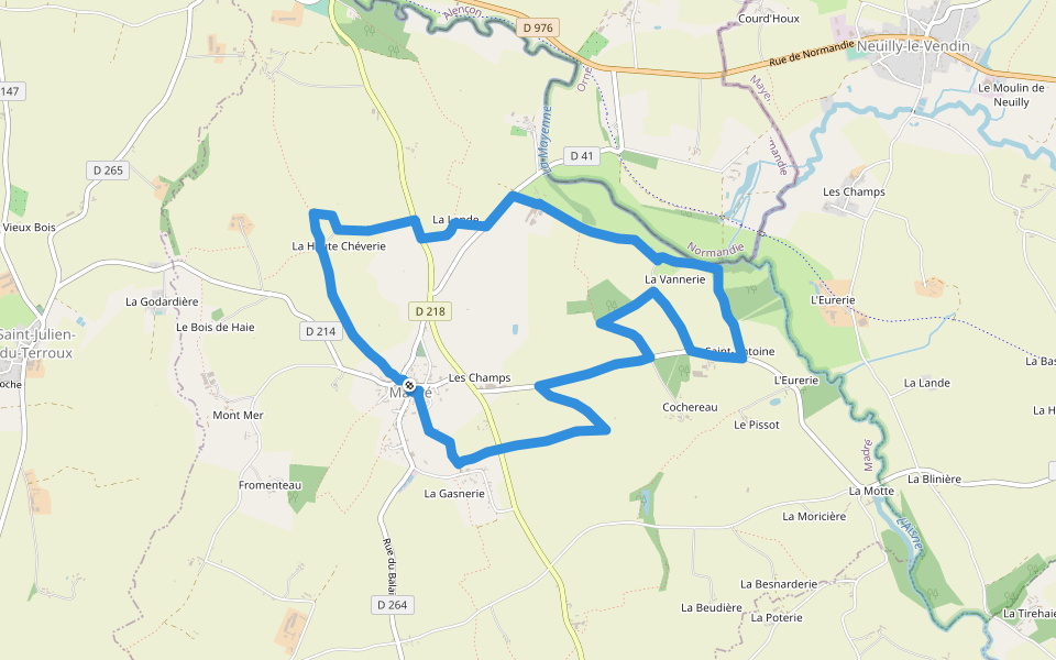 Boucle de la Vannerie walking route map in Madré