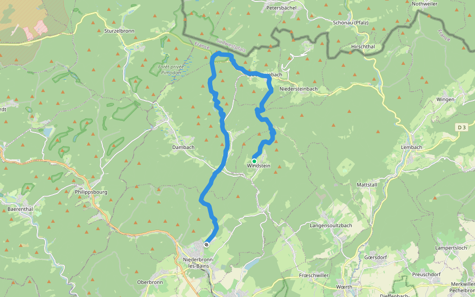 Green triangle walking route map in Windstein