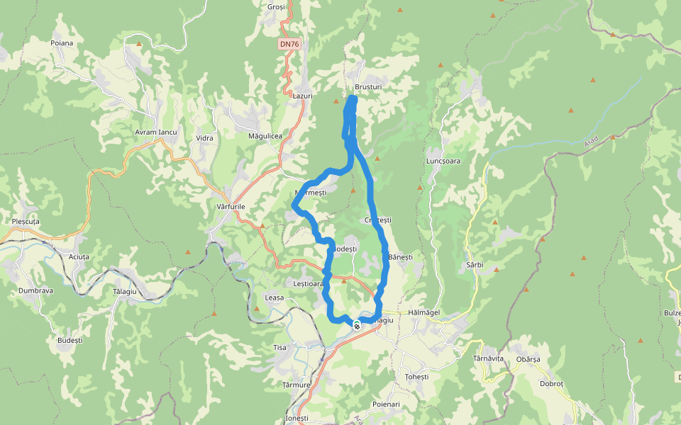 sat Hălmagiu - sat Brusturi - sat Hălmagiu walking route map in Hălmagiu