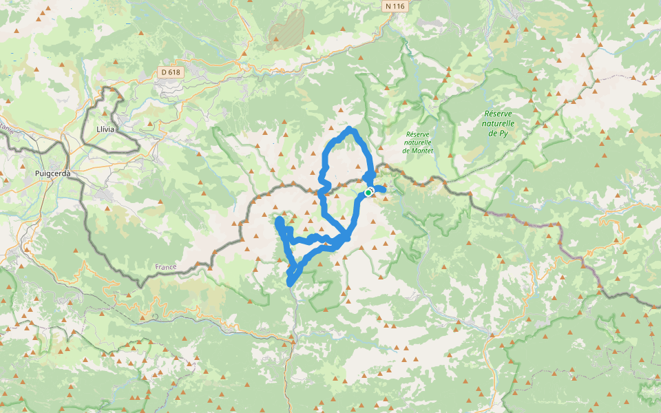 Travessa dels 3 refugis walking route map in Ribes de Freser