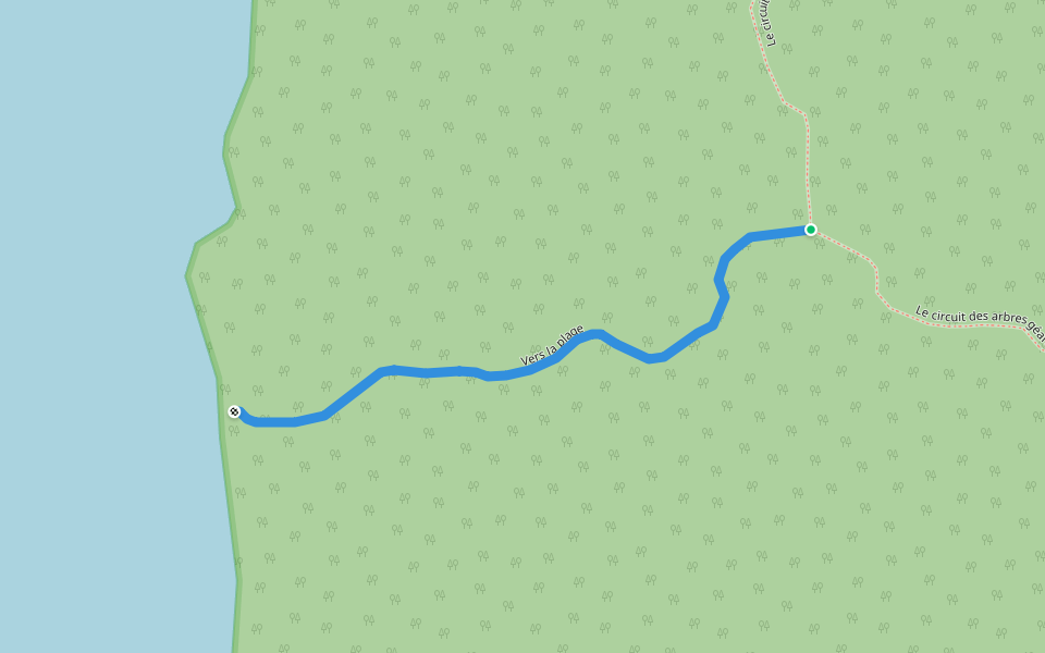 Vers la plage walking route map in AKANDA