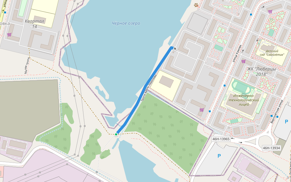 Тропа вдоль перелива