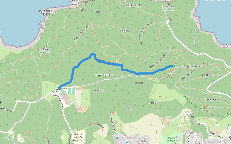 Gurutzetarrobiko bidea walking route map in Pasaia