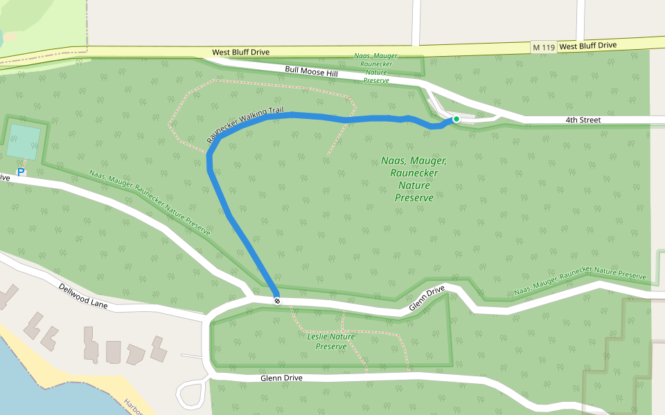 Raunecker Walking Trail walking route map in Harbor Springs