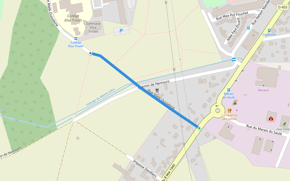 Rue Malik Oussekine walking route map in Varennes-sur-Seine