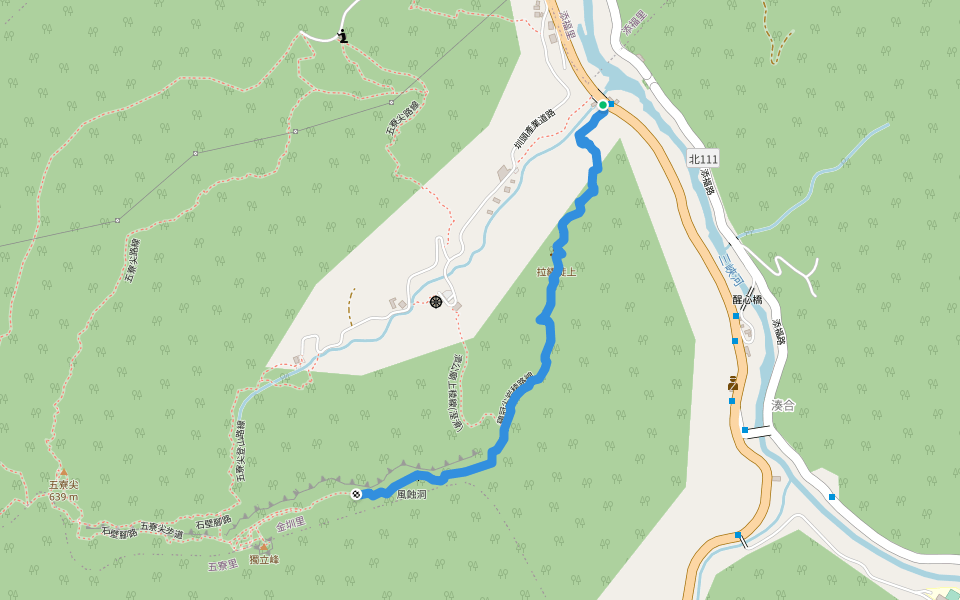 鷄冠尖岩稜路線