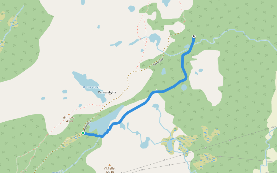 Nedre Malmveien walking route map in Kvalvågelva