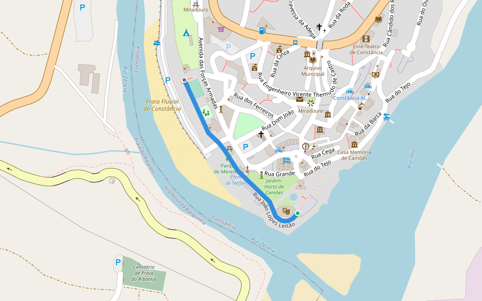 Rua João Lopes Leitão walking route map in Constância