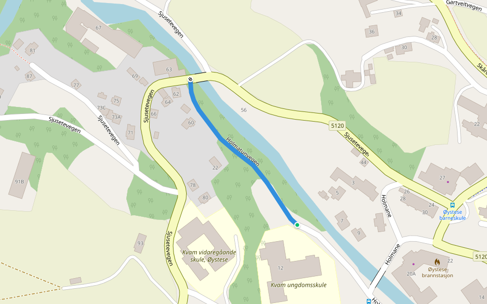 Holmatunvegen walking route map in Øystese