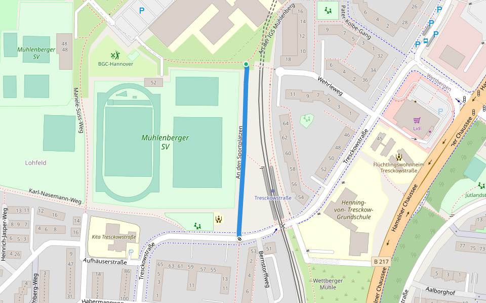 An den Sportplätzen