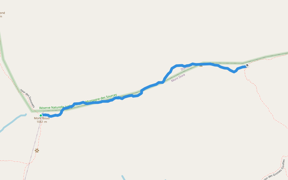 Jonction Tour Sommets - Grosses Gouttes walking route map in Les Koghis