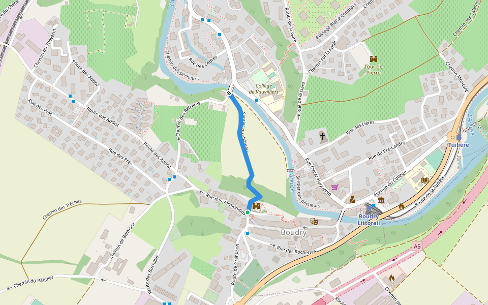 chemin du château walking route map in Boudry