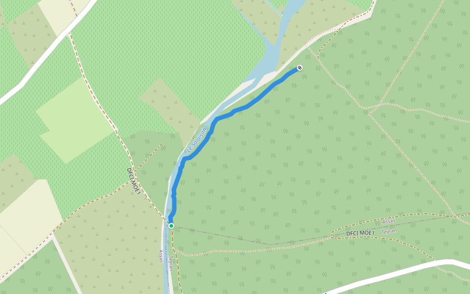 Fermé (parc Vache) walking route map in Teyran