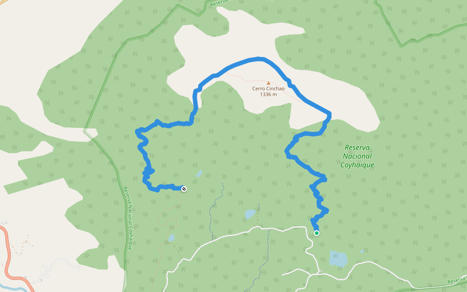 Las Piedras walking route map in Coyhaique