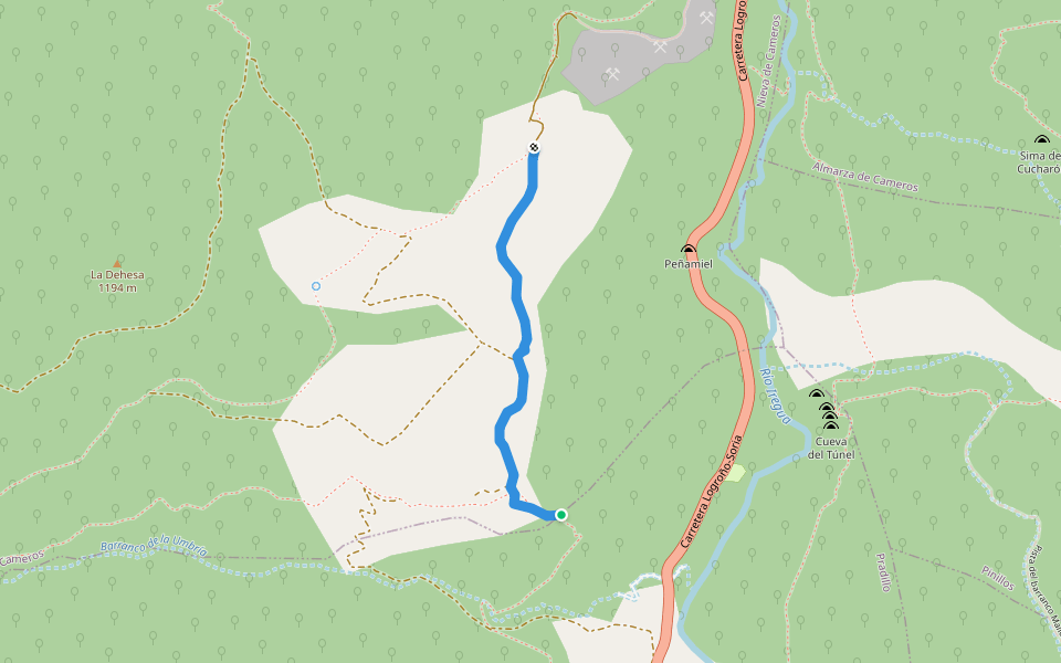 sendero al roble de las palomas walking route map in Pradillo
