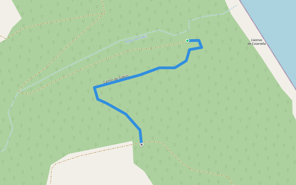 Camín de Gabús walking route map in Colunga