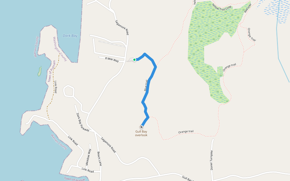 Blue trail walking route map in Putnam Station