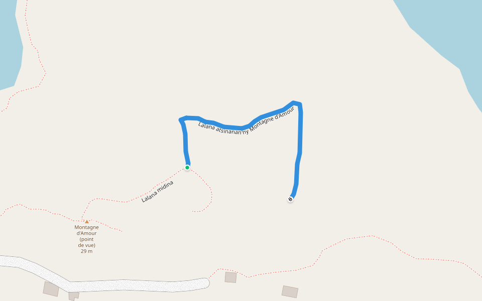 Lalana atsinanan'ny Montagne d'Amour walking route map in Manambolo