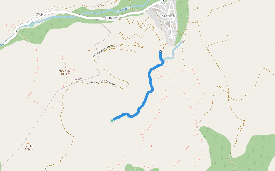Salto de agua walking route map in Pedroso