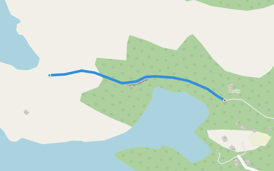 Lyngsvågveien walking route map in Skarstein