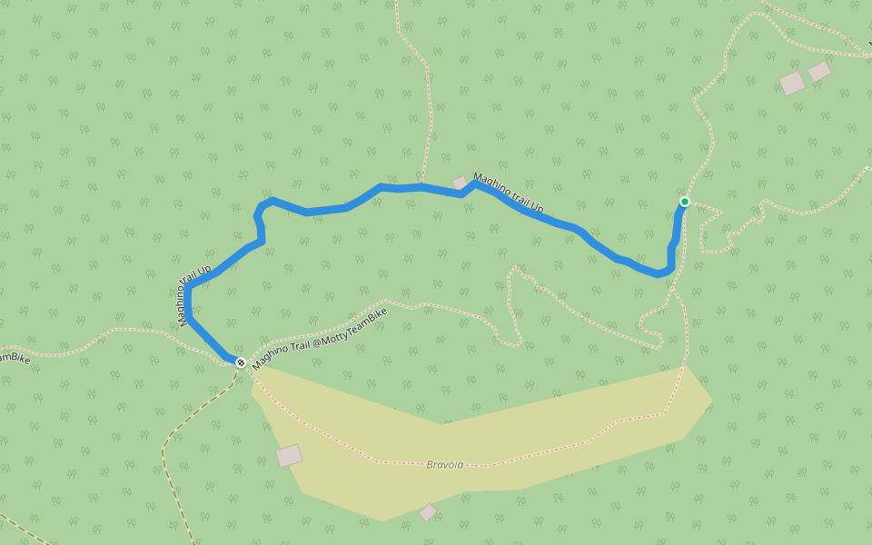 Maghino trail Up walking route map in Vezzo