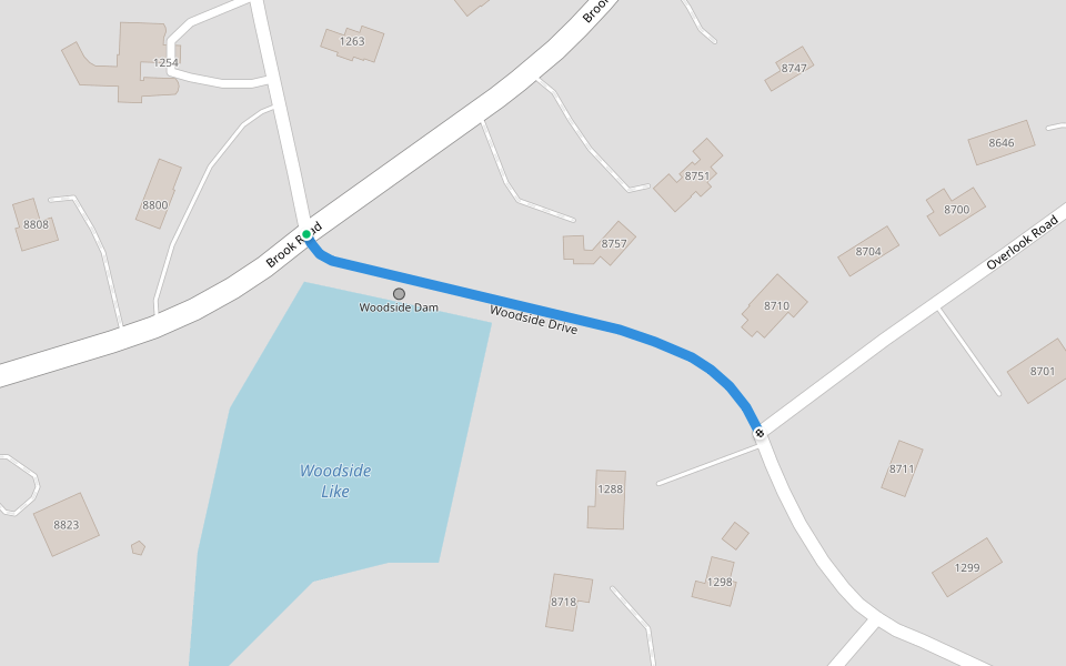 Woodside Drive walking route map in McLean