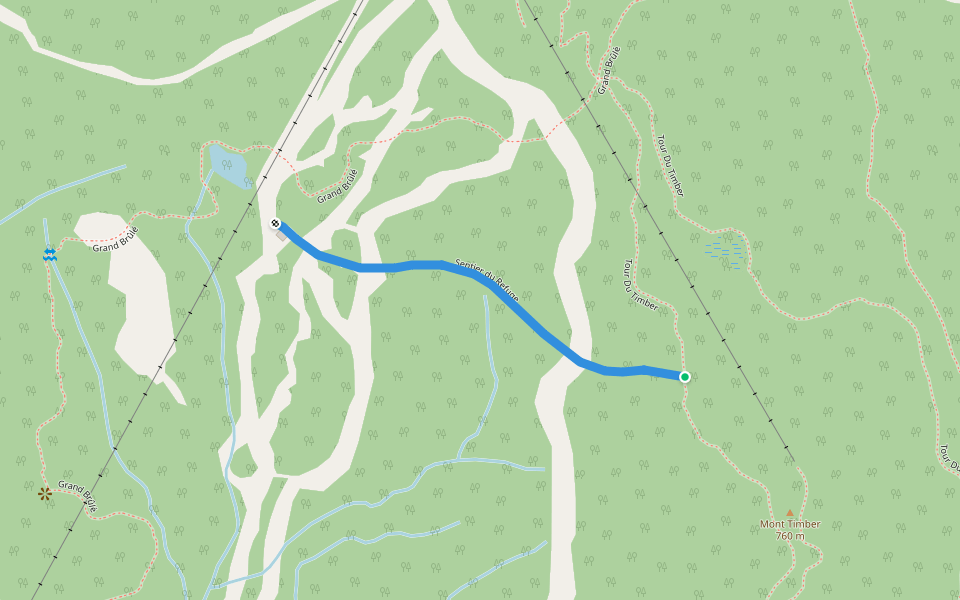 Sentier du Refuge walking route map in Lac-Supérieur