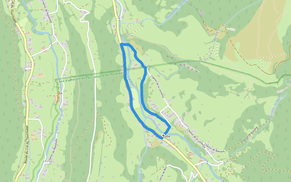 Camping l'Orée des Monts walking route map in Campan