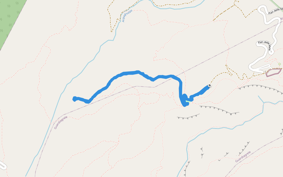 Valle delle Monache - Sentiero F4 walking route map in Bocca di Valle