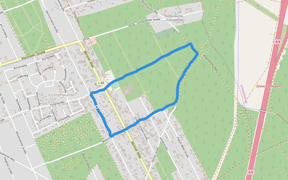 Sport- und Spielplatz walking route map in Beelitz