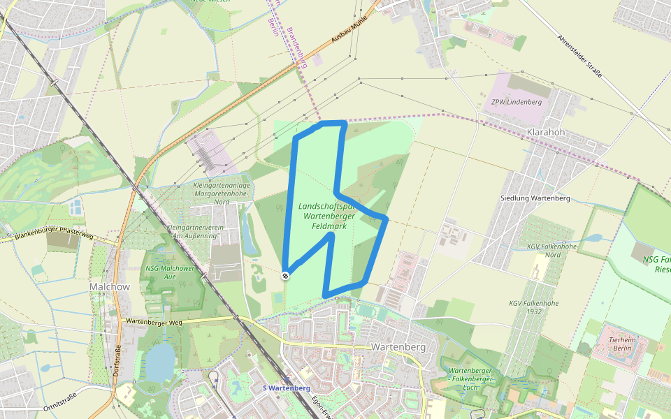 ヴァルテンバーガーフェルドマーク景観公園 散歩道 ベルリン ドイツ Pacer