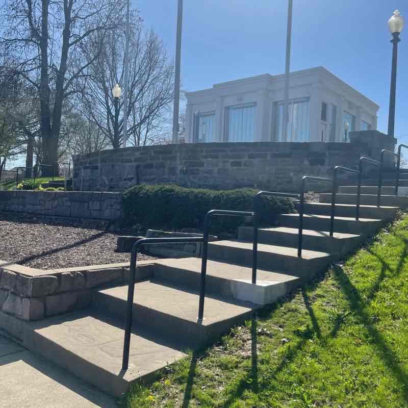 Lake Anna: Stairs and hills trail